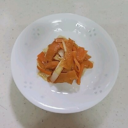 レシピありがとうございます！
柚子胡椒が無かったので入れませんでしたが、簡単な比率・作り方な上にとっても美味しくてハマりそうです❤️